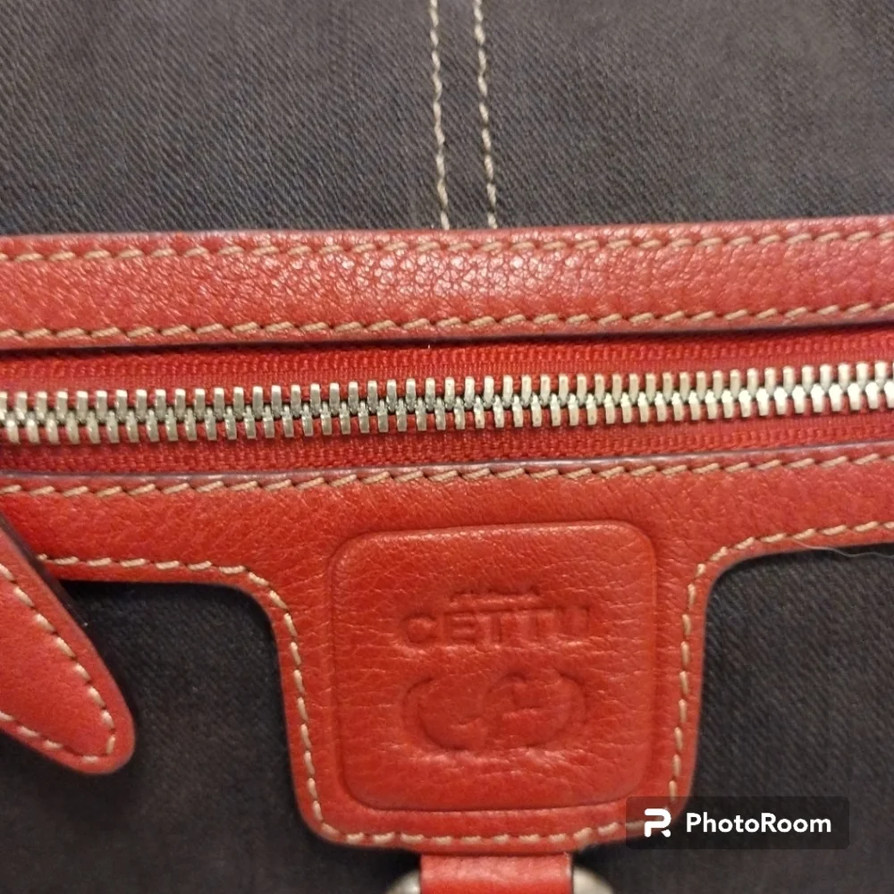 Iconic Y2K Energy: Rare Vintage Cettu Cargo Satchel